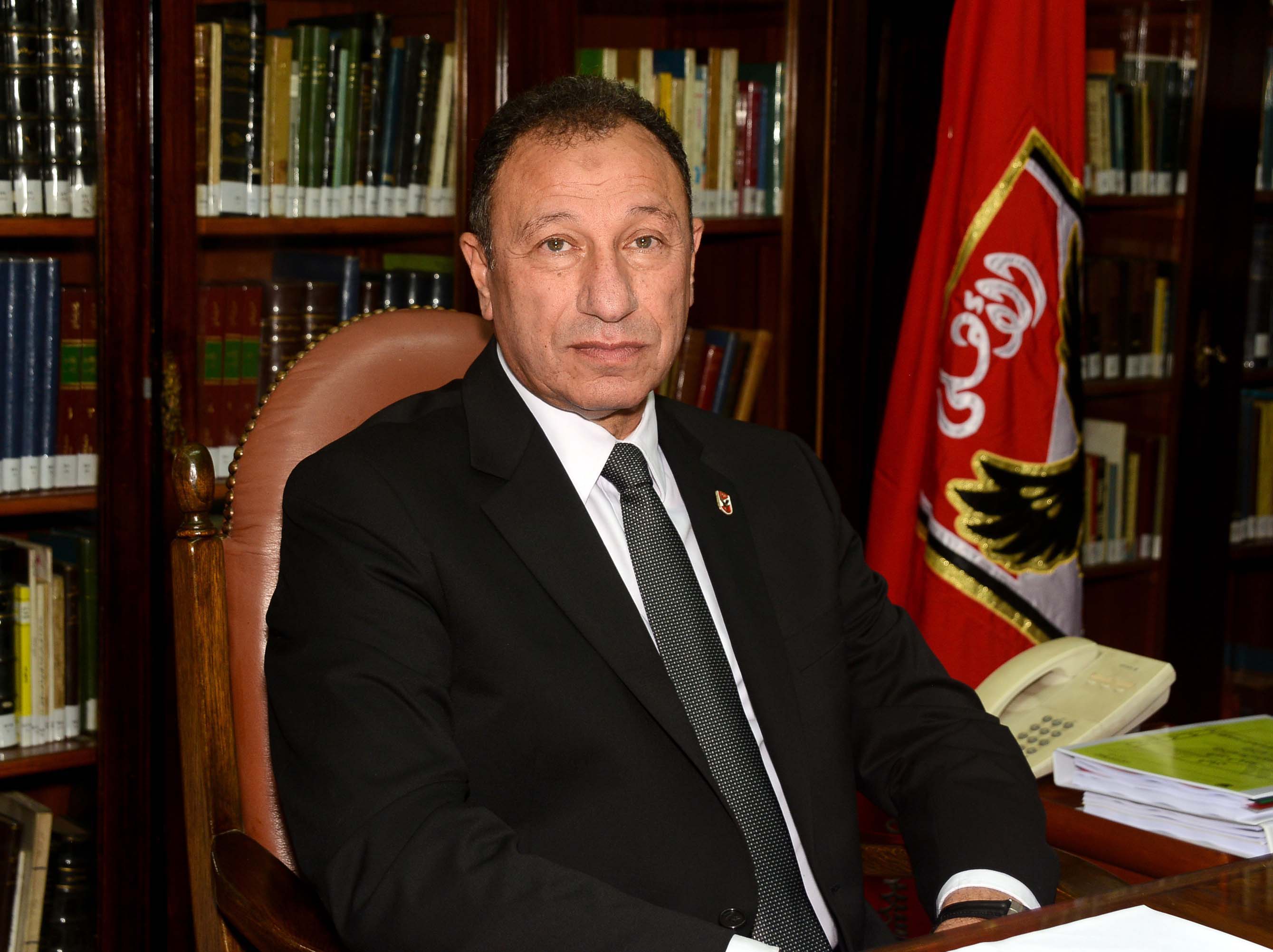 الخطيب يترك رئاسة الأهلي ويعتذر عن الانتخابات المقبلة
